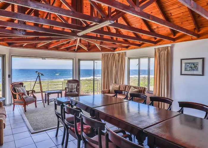 Sandbaai Country House